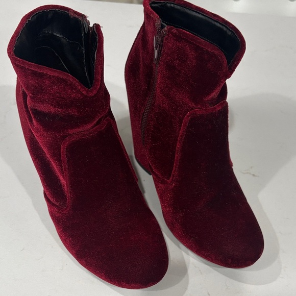 Mix No. 6 IZADORA - Deep Red Maroon Velvet Ankle Boots 8.5 - Picture 4 of 8